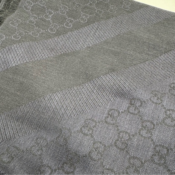 GUCCI scarf shawl GG Guccissima 140x140 cm wool silk 281942 Navy Black - Picture 9 of 16